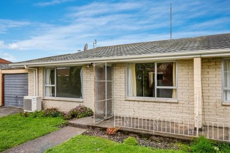 Photo of property in 2/32 Elizabeth Street, Riccarton, Christchurch, 8041