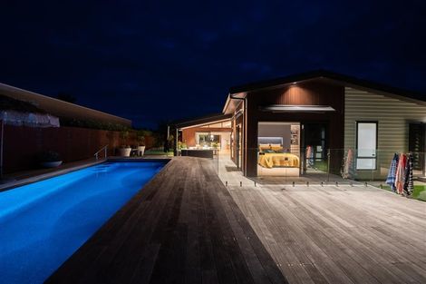 Photo of property in 182 Mangatawhiri Road, Omaha, Warkworth, 0986