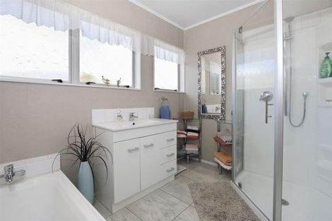 Photo of property in 11 Gummer Place, Morrinsville, 3300