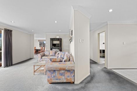 Photo of property in 29 Leafield Crescent, Henderson, Auckland, 0612