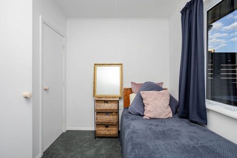 Photo of property in 56 Barraud Street, Dannevirke, 4930