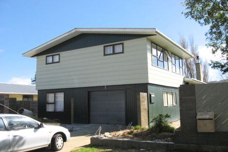 Photo of property in 5 Antrim Crescent, Wainuiomata, Lower Hutt, 5014