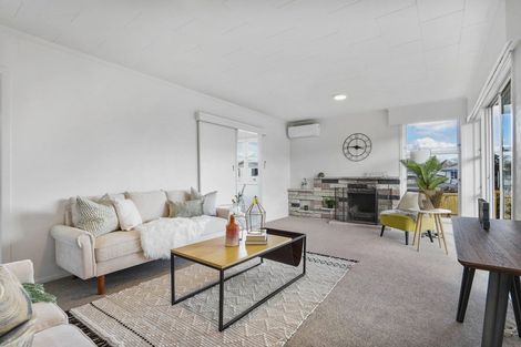 Photo of property in 5 Katherine Place, Melville, Hamilton, 3206