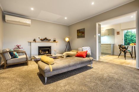 Photo of property in 10 Seine Road, Forrest Hill, Auckland, 0620