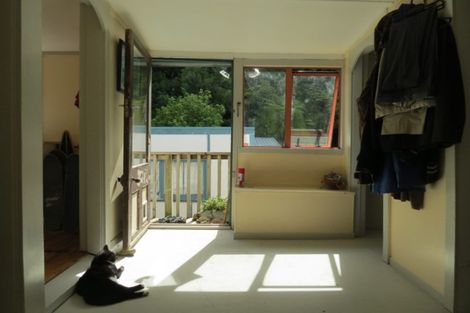 Photo of property in 205 Hauraki Road, Coromandel, 3506