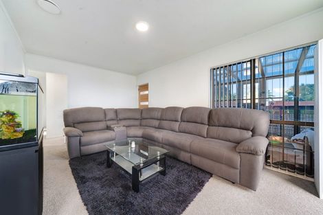 Photo of property in 2/86 Palmers Road, Clendon Park, Auckland, 2103