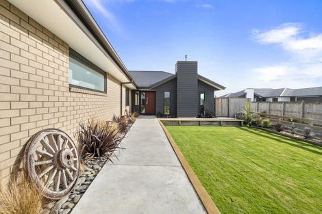 Photo of property in 34 George Street, Bulls, 4818