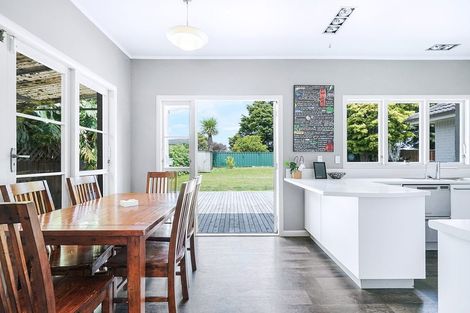 Photo of property in 316 Cobham Drive, Hillcrest, Hamilton, 3216