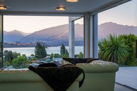 Photo of property in 3 Botting Place, Wanaka, 9305
