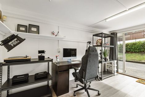 Photo of property in 5/9 Manuka Road, Bayview, Auckland, 0629