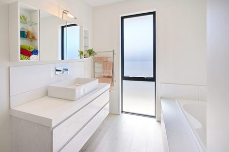 Photo of property in 3 Waimarie Street, Pegasus, 7612