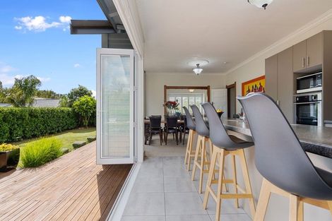 Photo of property in 9b Portland Drive, Mangorei, New Plymouth, 4312