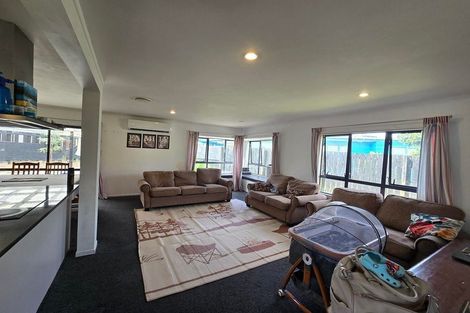 Photo of property in 4 Oratu Place, Manurewa, Auckland, 2102
