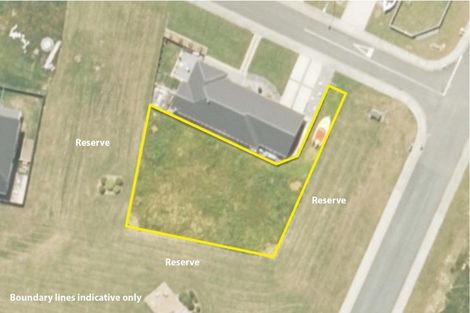 Photo of property in 16 Takahe Lane, Te Anau, 9679