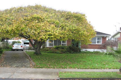 Photo of property in 112 Ti Rakau Drive, Pakuranga, Auckland, 2010