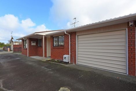 Photo of property in 2/23a Ranfurly Street, Trentham, Upper Hutt, 5018