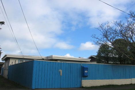 Photo of property in 18 Waikare Avenue, Waiwhetu, Lower Hutt, 5010