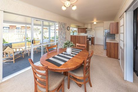 Photo of property in 28 Lindsey Crescent, Springvale, Whanganui, 4501