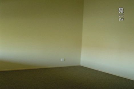 Photo of property in 4/89 Portage Road, New Lynn, Auckland, 0600