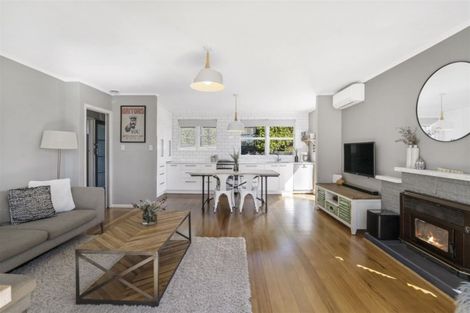 Photo of property in 3 Catrina Avenue, Birkenhead, Auckland, 0626