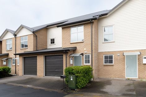 Photo of property in 25 Chiefs Court, Hamilton East, Hamilton, 3216
