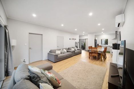 Photo of property in 16 Kuparu Street, Weymouth, Auckland, 2103