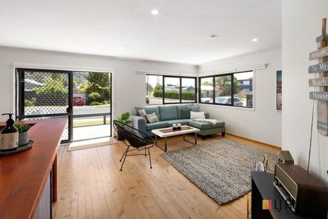 Photo of property in 17 Brighton Road, Waihi Beach, 3611