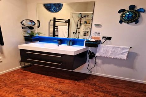 Photo of property in 29 Craig Road, Ruatapu, Hokitika, 7883