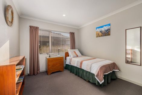 Photo of property in 21 Pukawa Place, Feilding, 4702