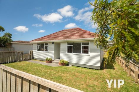 Photo of property in 38 Beauchamp Street, Tawa, Wellington, 5028