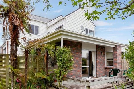 Photo of property in 71 Rokino Road, Hilltop, Taupo, 3330