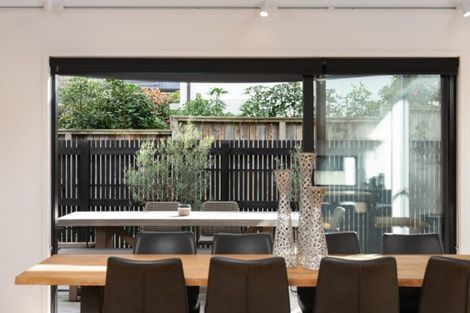 Photo of property in 347b Oceanbeach Road, Mount Maunganui, 3116