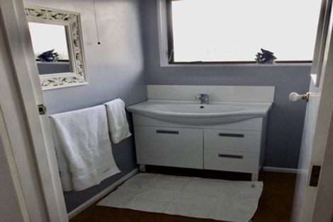 Photo of property in 3 Kaimata Street, Brooklands, New Plymouth, 4310