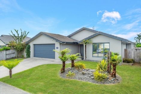 Photo of property in 5 Cranbrook Place, Rototuna North, Hamilton, 3210