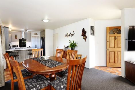 Photo of property in 16 Rintoul Place, Brightwater, 7022