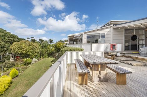 Photo of property in 18 Kawei Road, Ohawe, Hawera, 4671