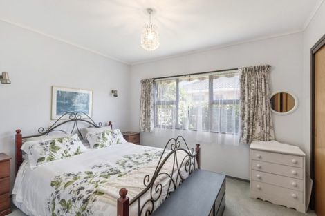 Photo of property in 27 Knights Grove, Otaki, 5512