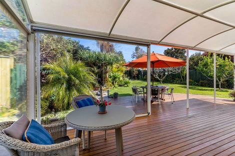 Photo of property in 26 Judkins Crescent, Cockle Bay, Auckland, 2014