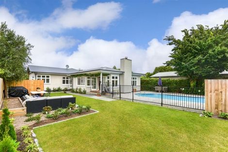 Photo of property in 55 Jeffreys Road, Fendalton, Christchurch, 8052