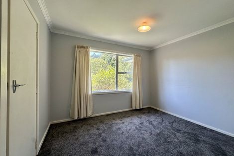 Photo of property in 480 Stokes Valley Road, Stokes Valley, Lower Hutt, 5019