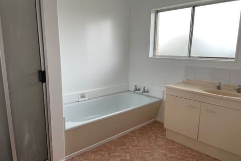 Photo of property in 3/3 Opaheke Road, Papakura, 2110