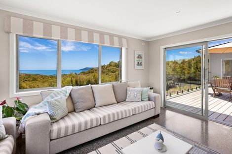 Photo of property in 116 Stratford Drive, Cable Bay, 0420