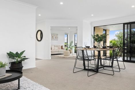 Photo of property in 2 Te Kio Crescent, Papamoa Beach, Papamoa, 3118