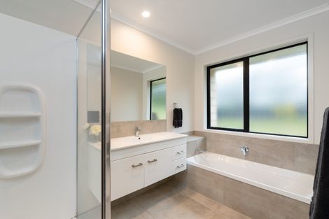 Photo of property in 11 Bernies Way, Ohauiti, Tauranga, 3112