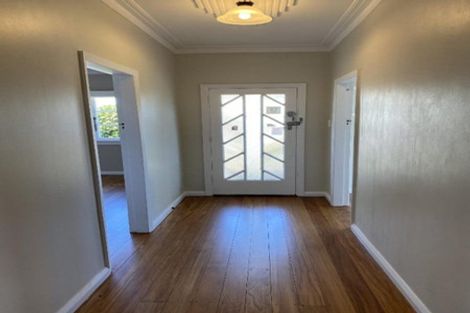 Photo of property in 3 Maratahu Street, Westown, New Plymouth, 4310