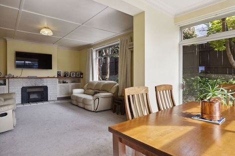 Photo of property in 6 Lothian Street, Maori Hill, Dunedin, 9010