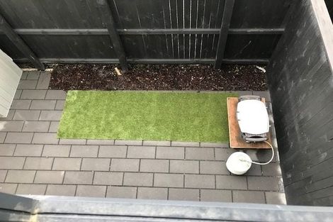 Photo of property in 5 Fuselage Road, Hobsonville, Auckland, 0616