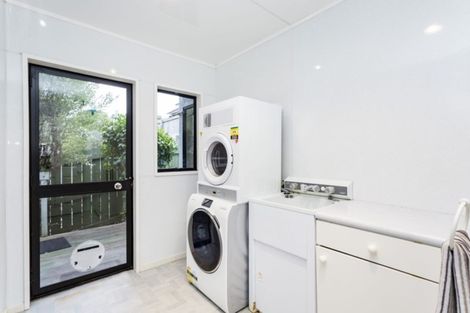 Photo of property in 21 Calvert Place, Shiel Hill, Dunedin, 9013