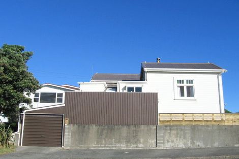 Photo of property in 35 Kauri Street, Eastbourne, Lower Hutt, 5013
