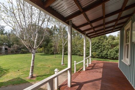 Photo of property in 18 Dalefield Road, Carterton, 5713